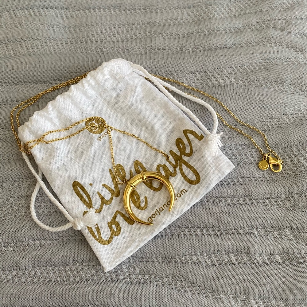 Gorjana Crescent moon necklace! BROKEN